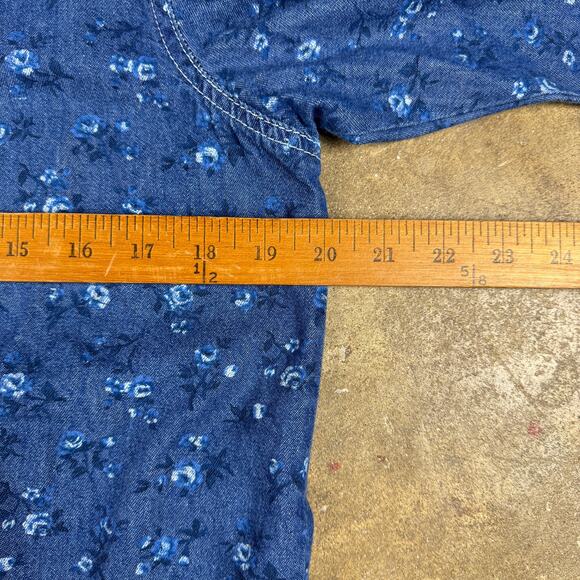 Vintage Cabin Creek Women’s Denim Floral Button Up Blue Ruffle Cottagecore S - Picture 7 of 9